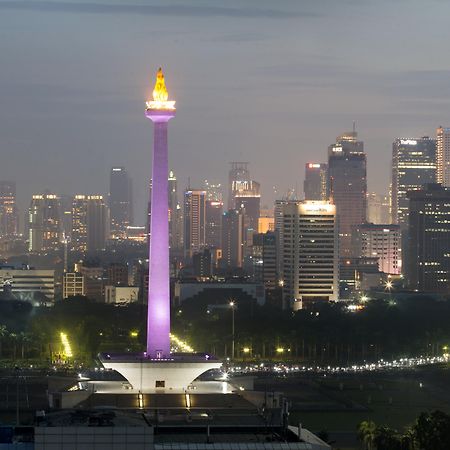 Moevenpick Hotel Jakarta City Centre Exterior photo